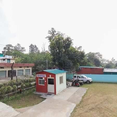 Hotel Chitrarth & Party Lawn Haldwāni Exterior foto